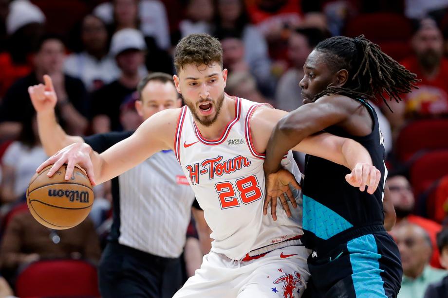 世界杯官方正版-NBA-申京28分杜兰特20+8 火箭险胜开拓者